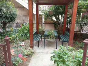Tbili house